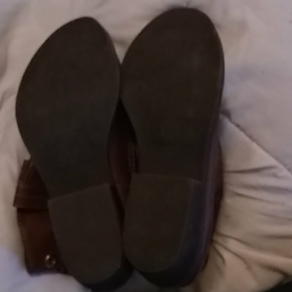 Boots - Picture 2 of 3